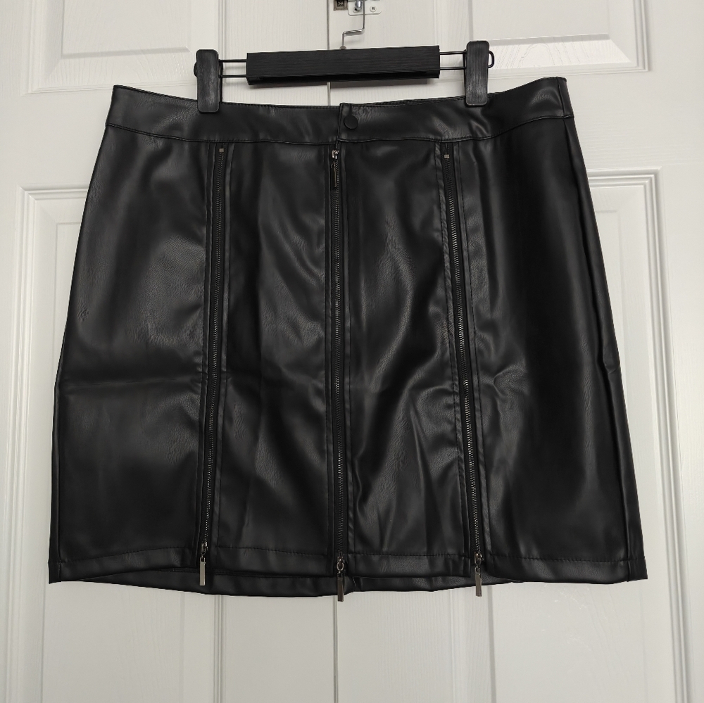 NWOT Black Faux Leather Skirt, Size 2XL